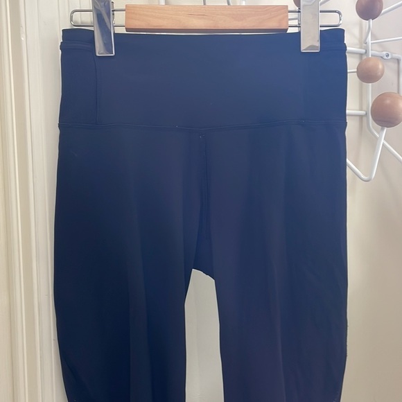 Lululemon - 7/8s Yoga Workout Leggings - Mesh - Black - Size 4 - Picture 2 of 15